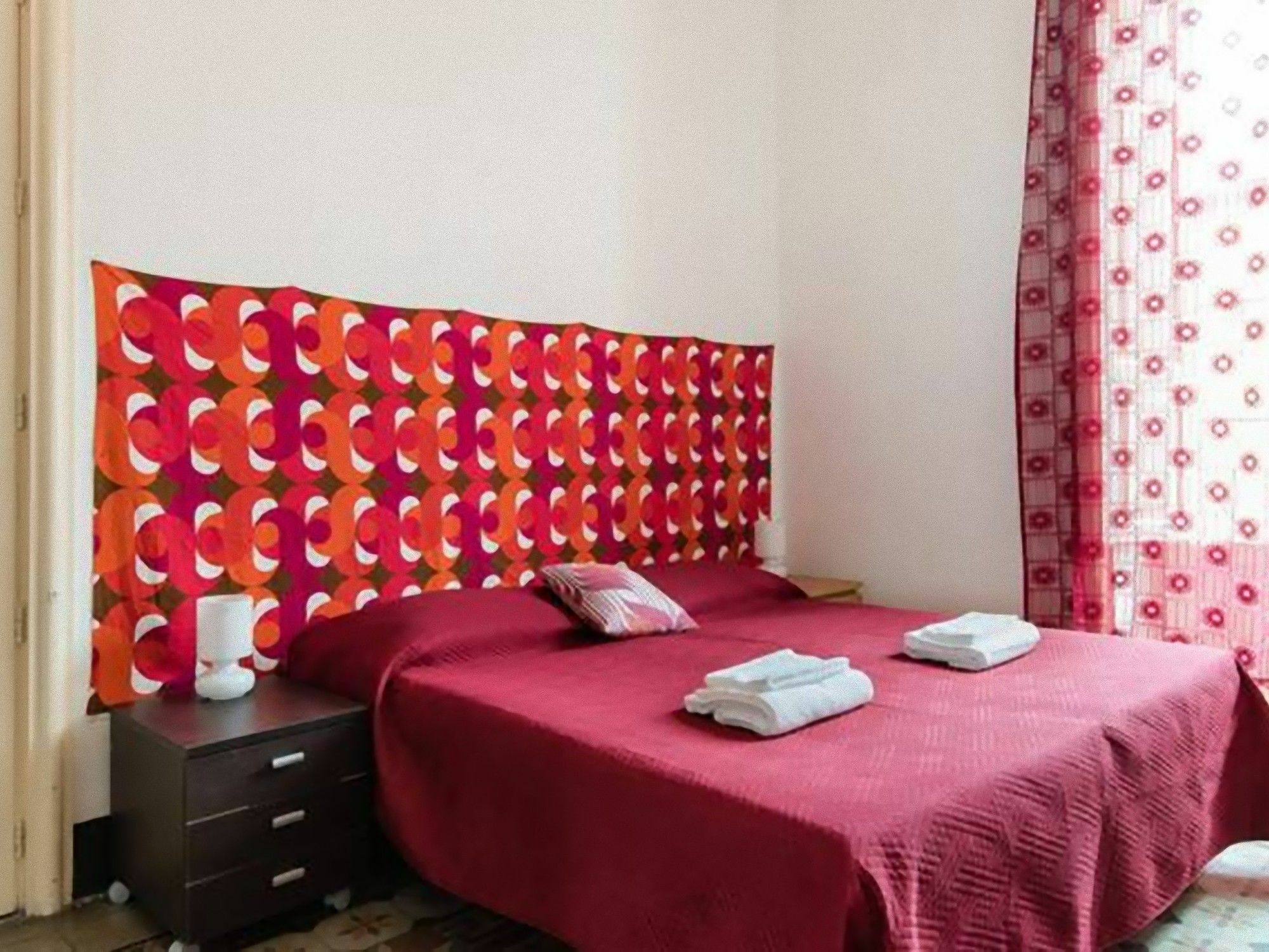 New Rubik'S Castle Hotel คาตาเนีย ภายนอก รูปภาพ